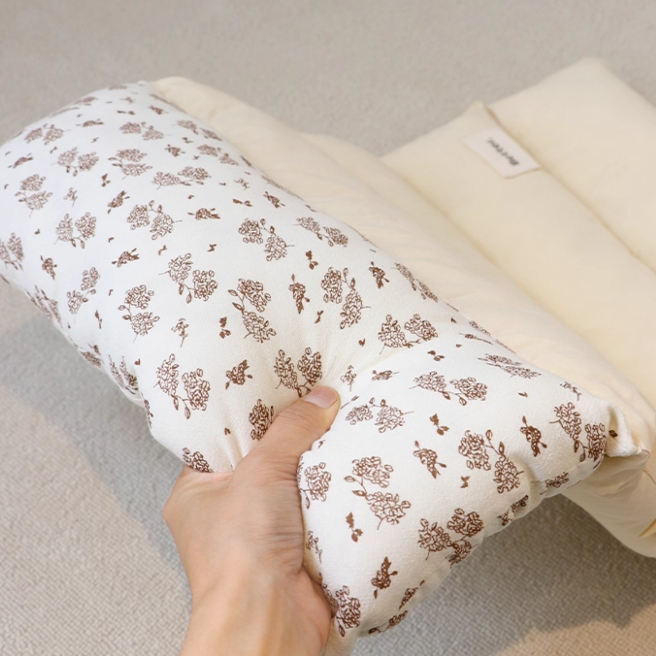 フラワーロールクッションベッド