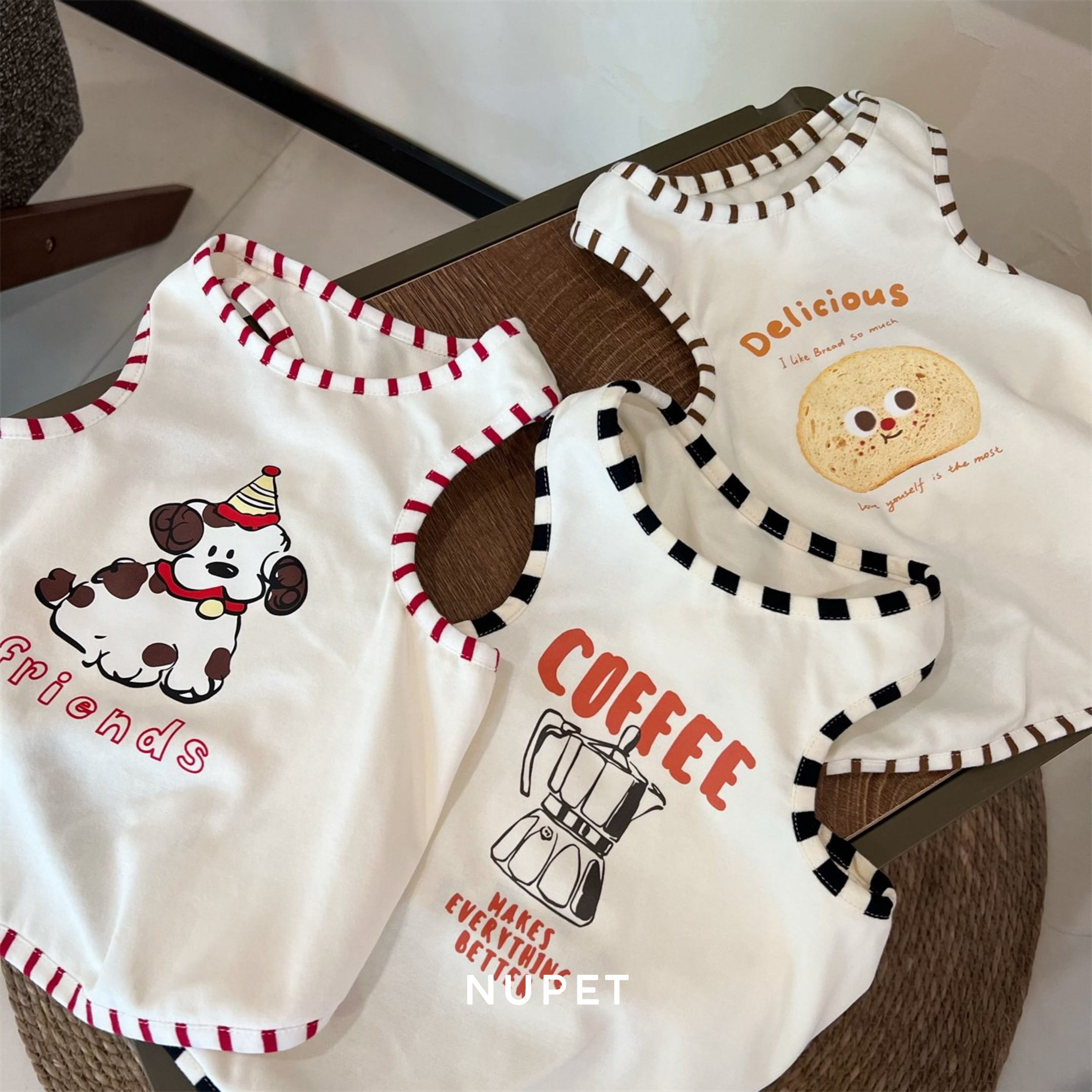 グラフィックタンクトップ